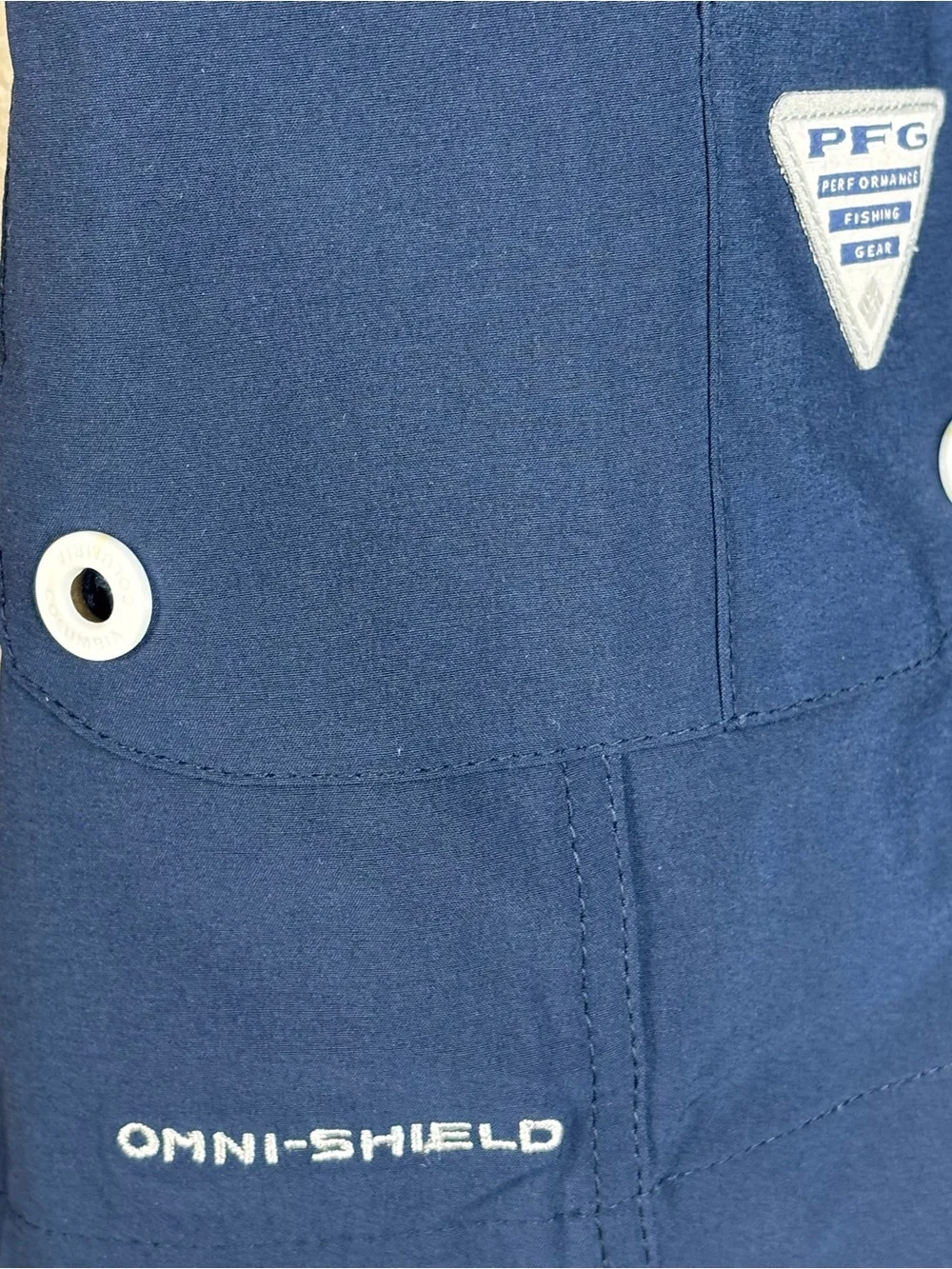 Columbia Navy Blue PFG Cargo Performance Shorts Fish Hike Camp 38”X10” Like New